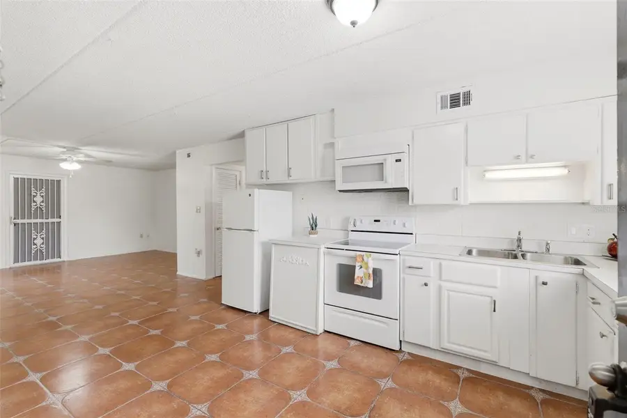 525 Conway Road #29, Orlando, FL 32807 - #2
