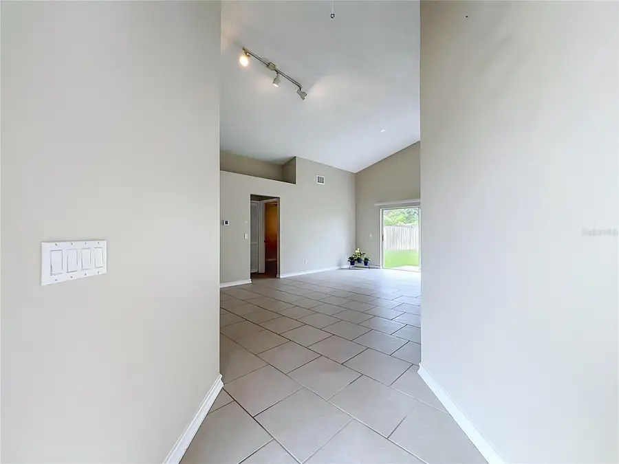 930 Rivecon Avenue, Orlando, FL 32825 - #2