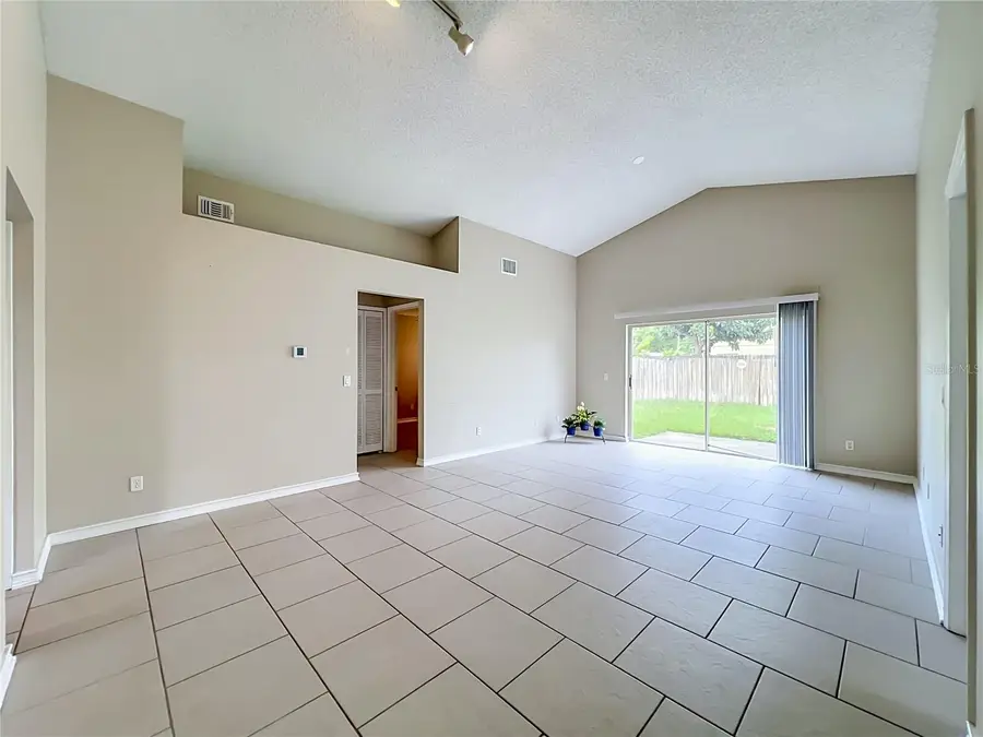 930 Rivecon Avenue, Orlando, FL 32825 - #3