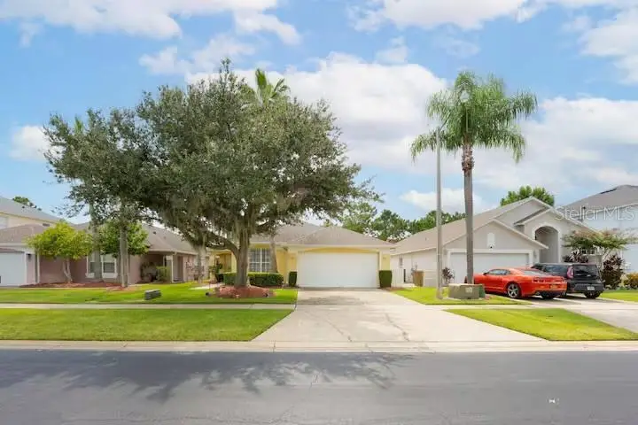1017 Lake Berkley Dr, Kissimmee, FL 34746 - #2