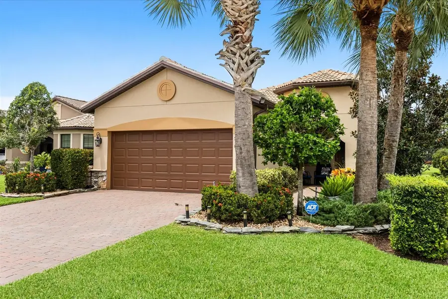 218 SE Longview Drive, Port Saint Lucie, FL 34984 - #2