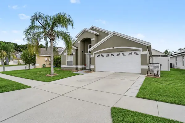 726 Rochester Loop, DAVENPORT, FL 33897