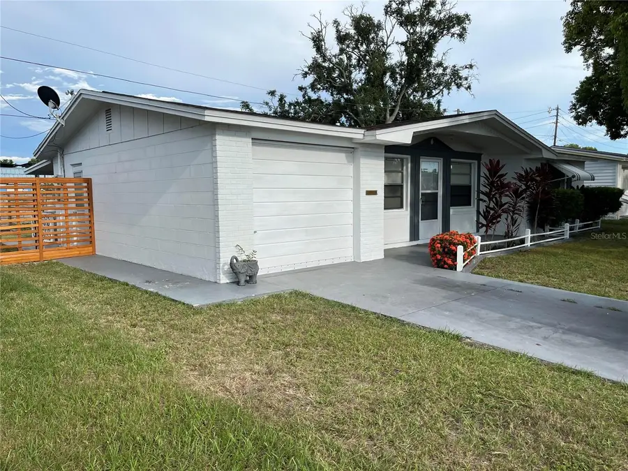 3632 Pensdale Drive, New Port Richey, FL 34652 - #3