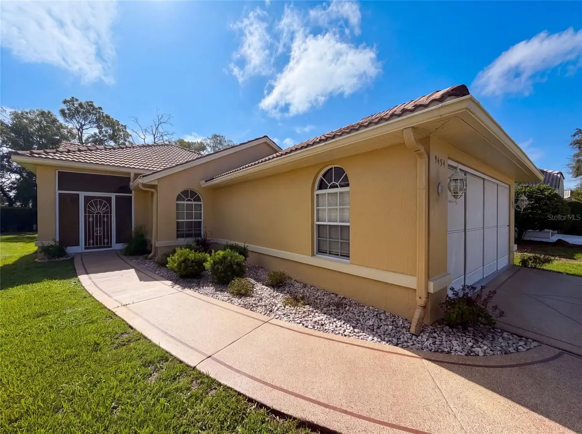 9454 Mississippi Run, Weeki Wachee, FL 34613 - #1