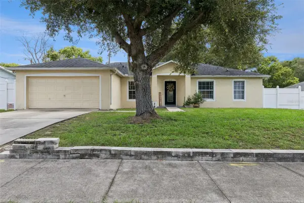 939 Cloverleaf Boulevard, DELTONA, FL 32725