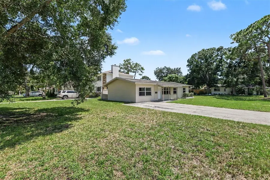 5585 Atlantic Avenue N, Saint Petersburg, FL 33703 - #2