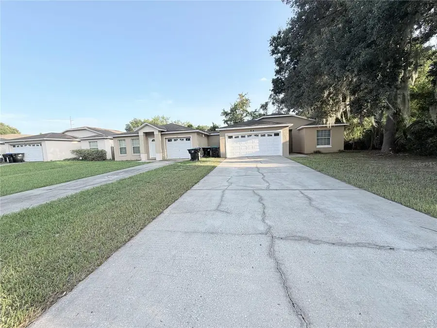 54 E 18th Street, Apopka, FL 32703 - #2
