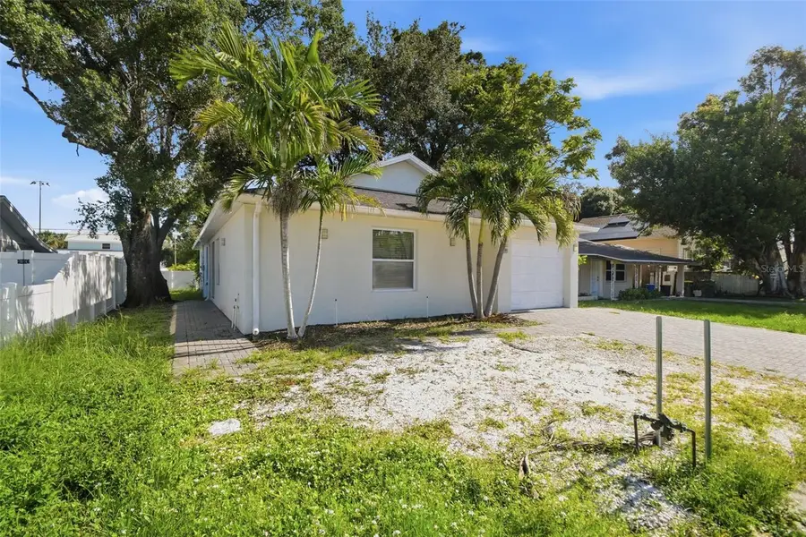 2303 Bahia Vista Street, Sarasota, FL 34239 - #2