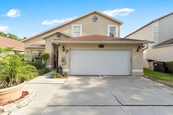84 Knights Hollow Drive, APOPKA, FL 32712