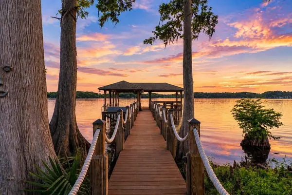 746 Lake Mills Road, OVIEDO, FL 32766