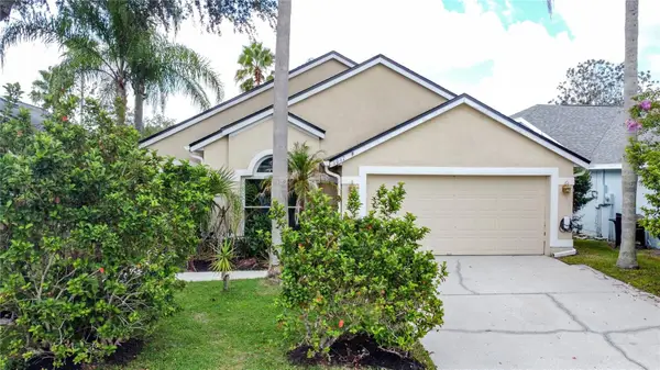1047 Kelly Creek Circle, OVIEDO, FL 32765