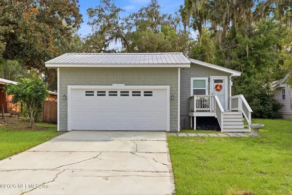 905 Saint Johns Avenue, GREEN COVE SPRINGS, FL 32043