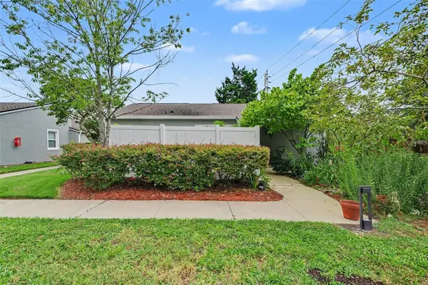 102 Dorchester Square, LAKE MARY, FL 32746