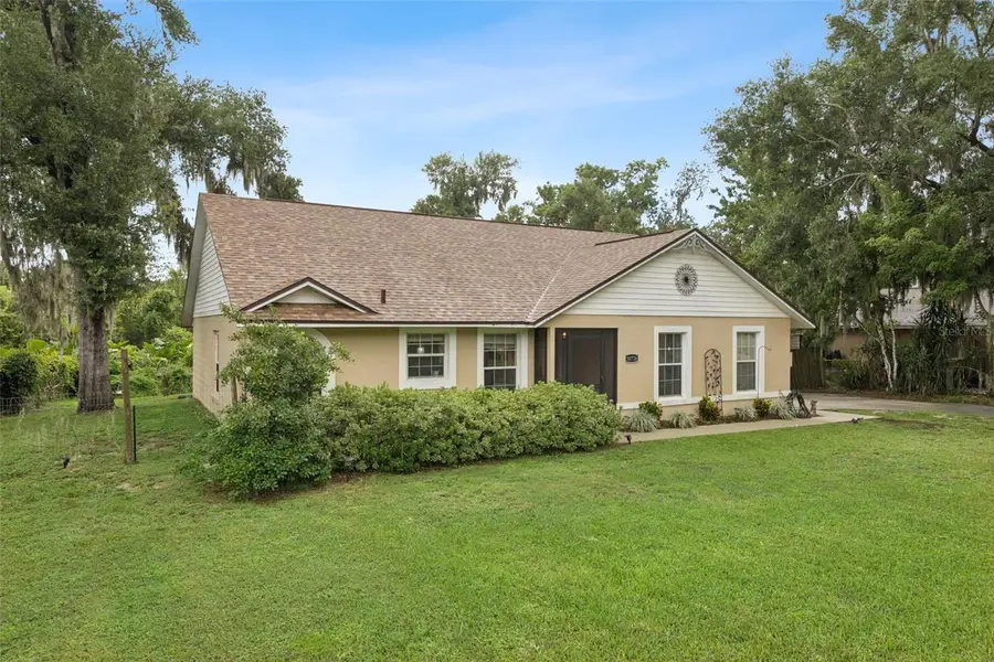 30724 Fairview Avenue, Tavares, FL 32778 - #2