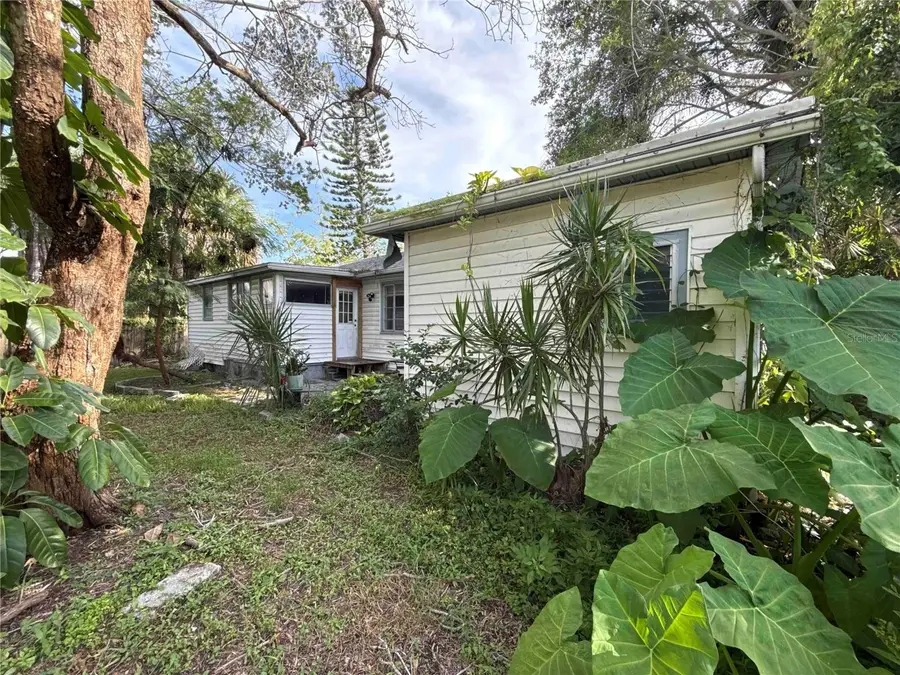 7011 Hibiscus Avenue S, South Pasadena, FL 33707 - #2