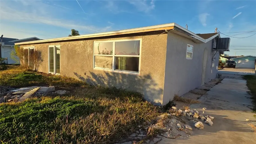 4020 Headsail Drive, New Port Richey, FL 34652 - #3