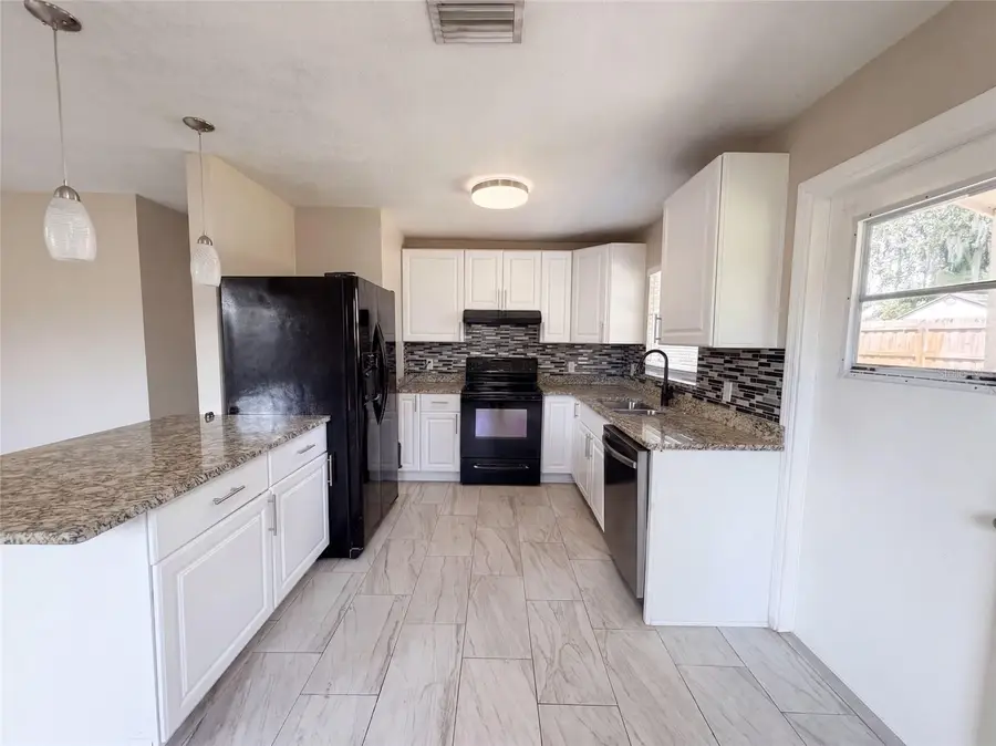 121 Inwood Circle, Brandon, FL 33510 - #3
