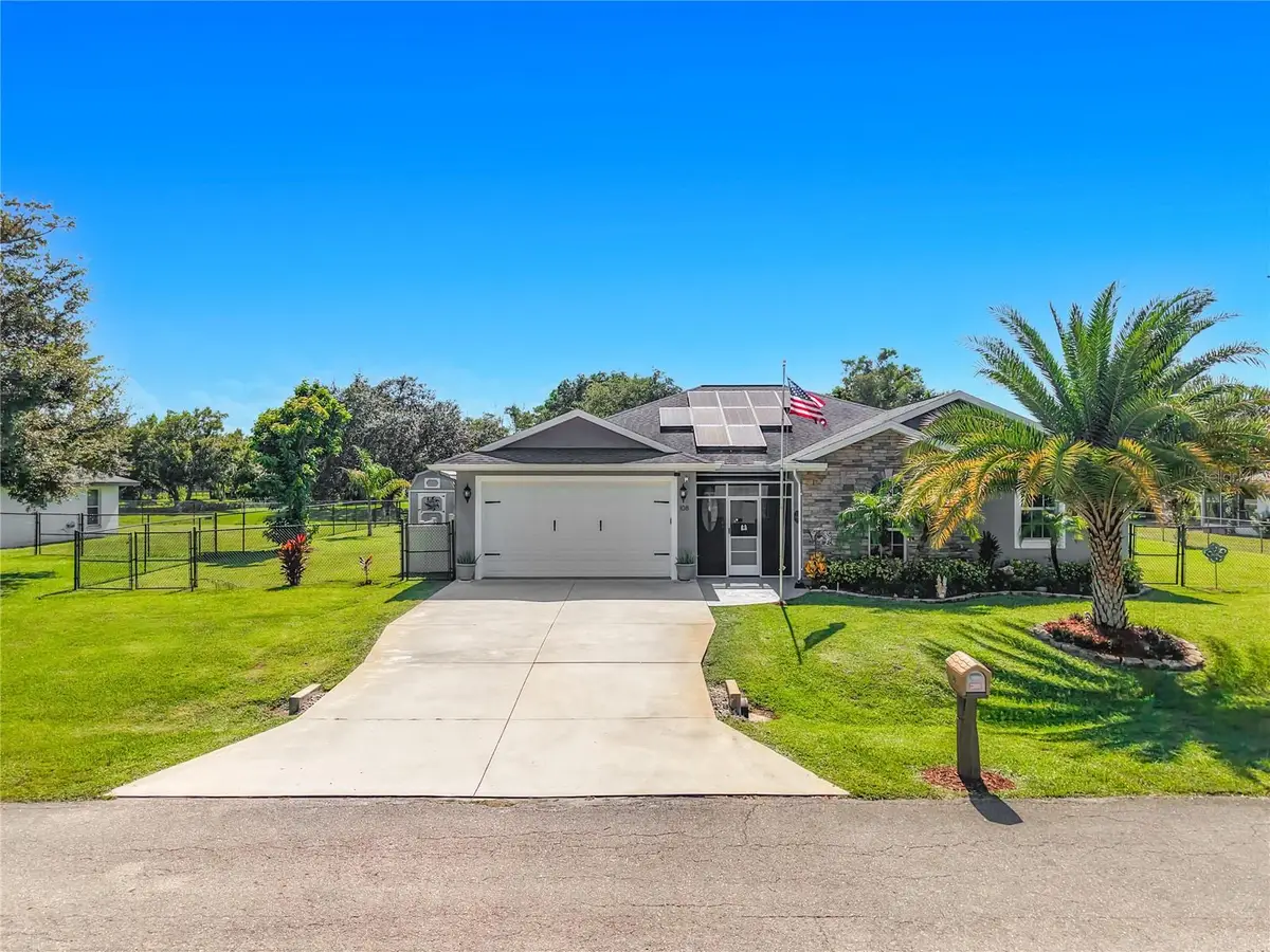 108 Oak Knolls Circle, Sebring, FL 33876 - #1