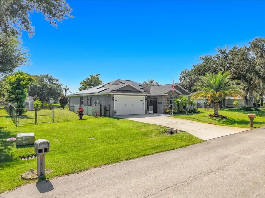 108 Oak Knolls Circle, Sebring, FL 33876 - #3