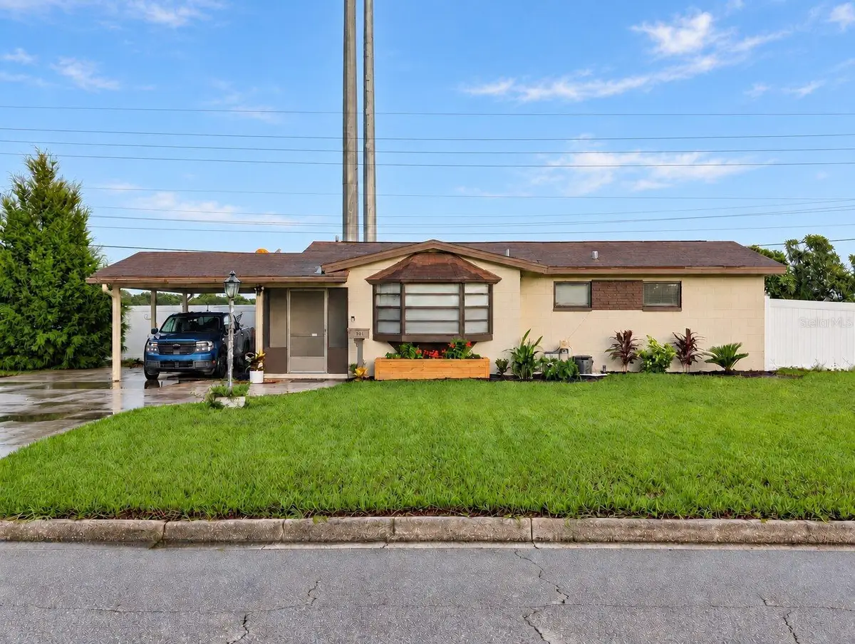 801 Brockway Avenue, Orlando, FL 32807 - #1