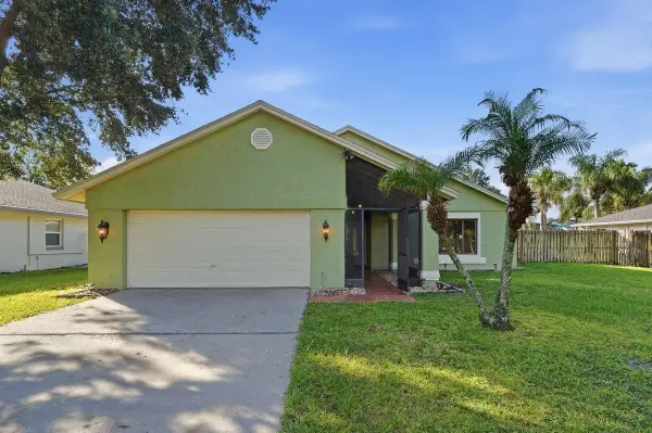 20828 Maxim Parkway, ORLANDO, FL 32833