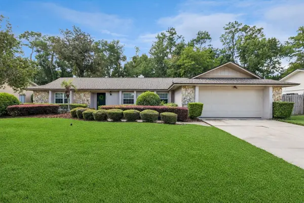 734 Riverbend Boulevard, LONGWOOD, FL 32779