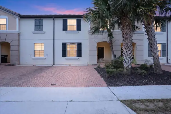 8831 Geneve Court, KISSIMMEE, FL 34747