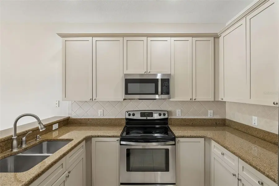 6067 Strada Isle Way, Orlando, FL 32835 - #2