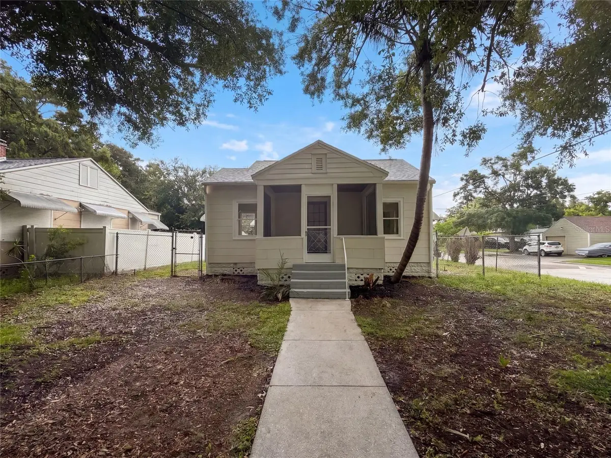 1901 20th Avenue N, Saint Petersburg, FL 33713 - #1