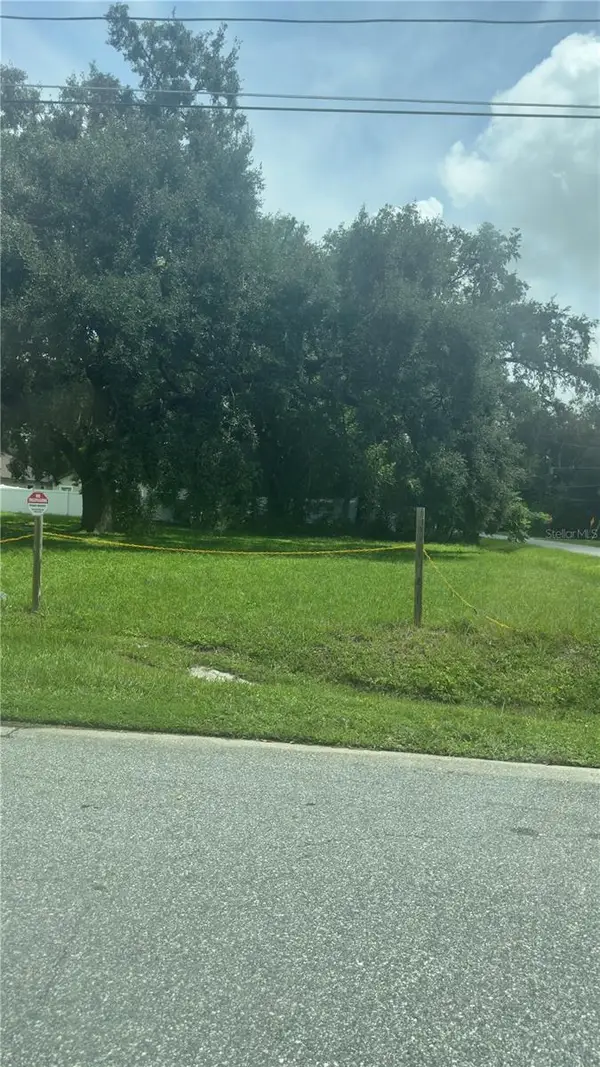 9529 2nd Avenue, ORLANDO, FL 32824