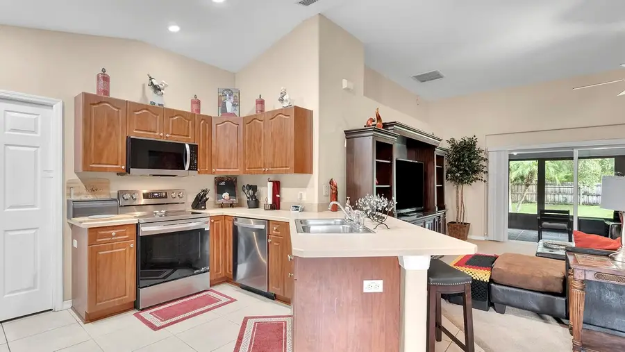 252 Dirksen Drive, Debary, FL 32713 - #2
