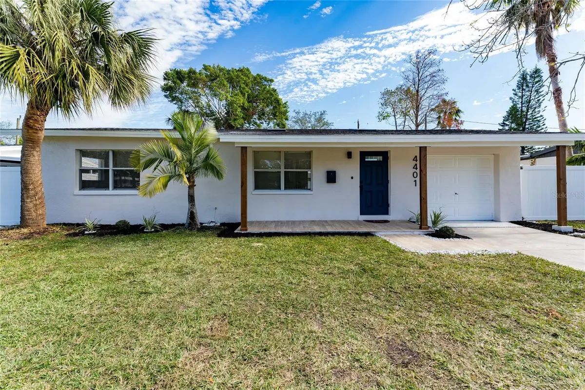 4401 Shore Acres Boulevard Ne, Saint Petersburg, FL 33703 - #1