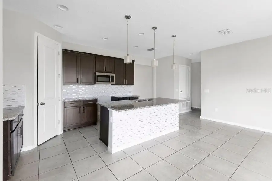 2570 Wadeview Loop, Saint Cloud, FL 34769 - #2