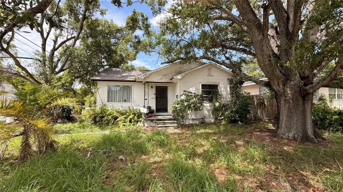 4955 5th Avenue S, Saint Petersburg, FL 33707 - #1