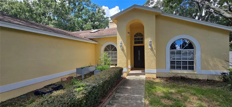 348 Vineyard Drive, Lakeland, FL 33809 - #2