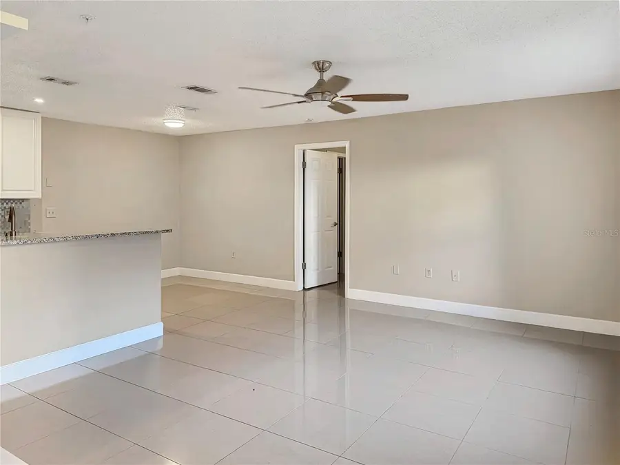 635 Buoy Lane #201, Altamonte Springs, FL 32714 - #3