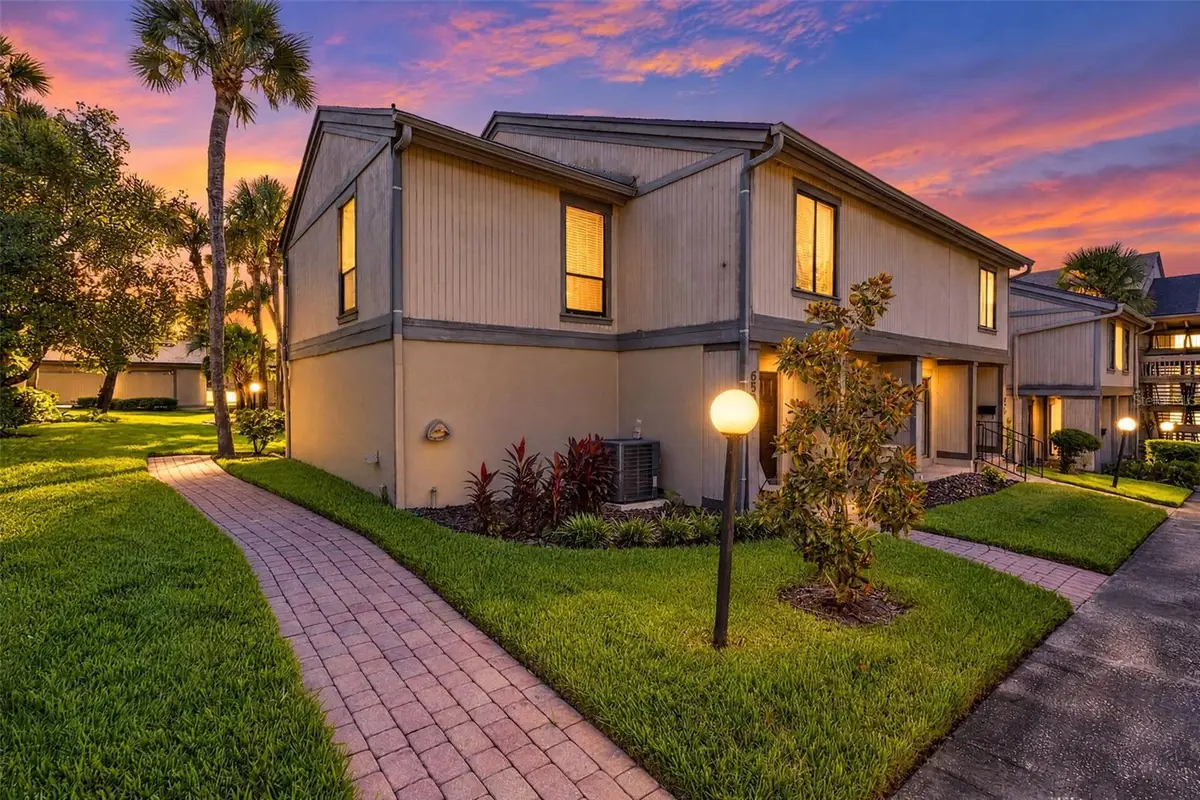 658 Lake Villas Drive, Altamonte Springs, FL 32701 - #1