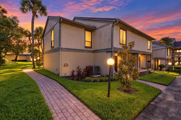 658 Lake Villas Drive, ALTAMONTE SPRINGS, FL 32701