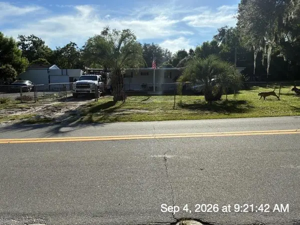 44704 Lake Mack Drive, DELAND, FL 32720