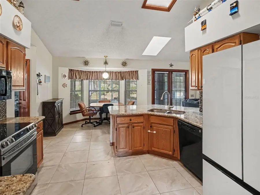 920 Hamilton Avenue, Orange City, FL 32763 - #3