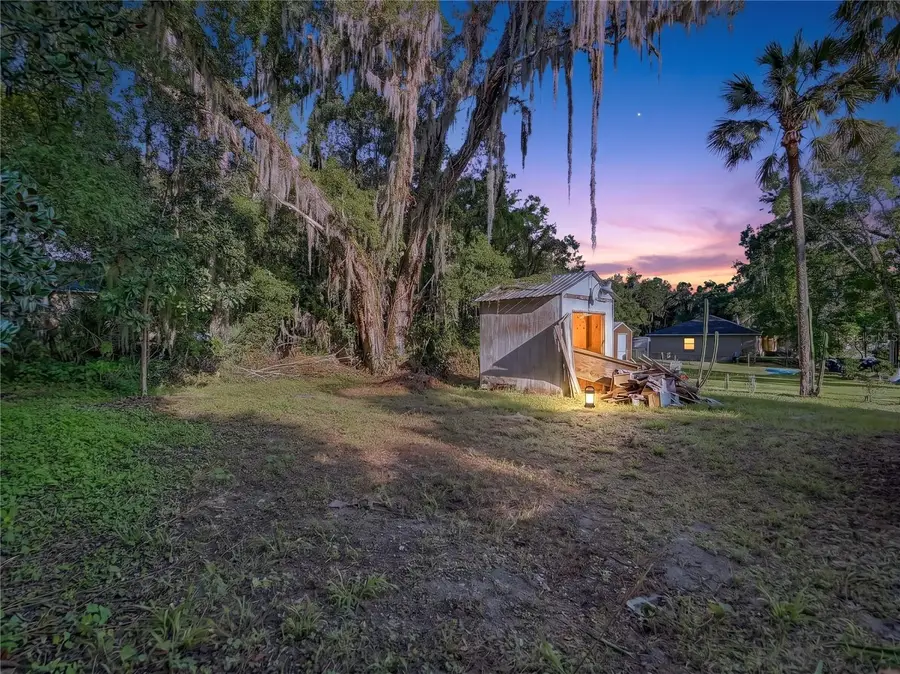 318 S Massachusetts Avenue, Deland, FL 32724 - #3