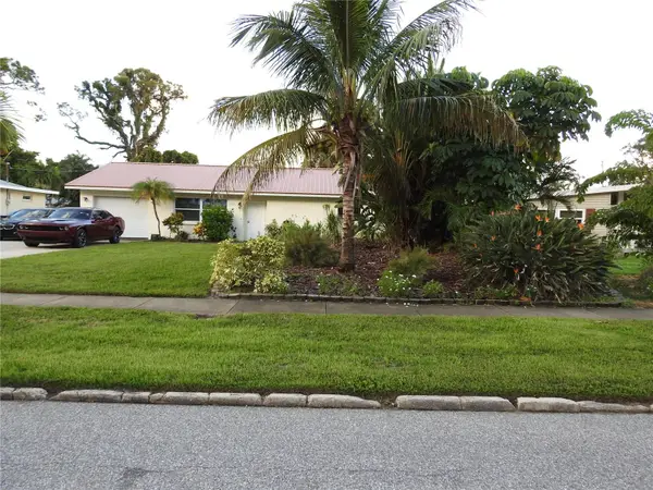 7611 Senrab Drive, BRADENTON, FL 34209