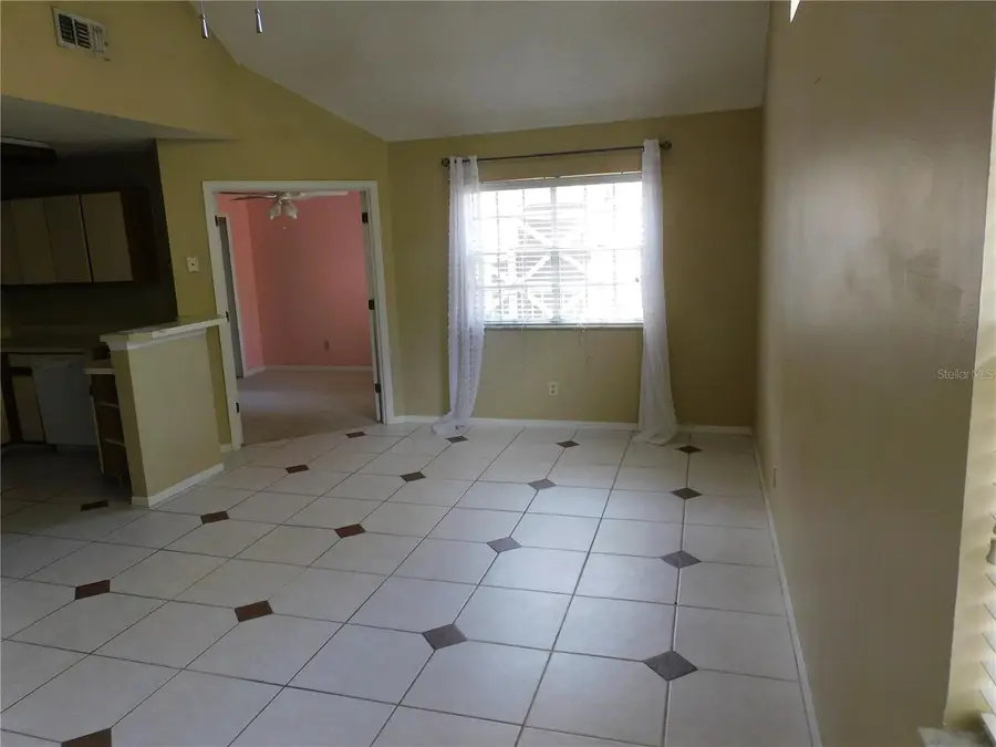 575 Bloomington Court #28, Altamonte Springs, FL 32714 - #2