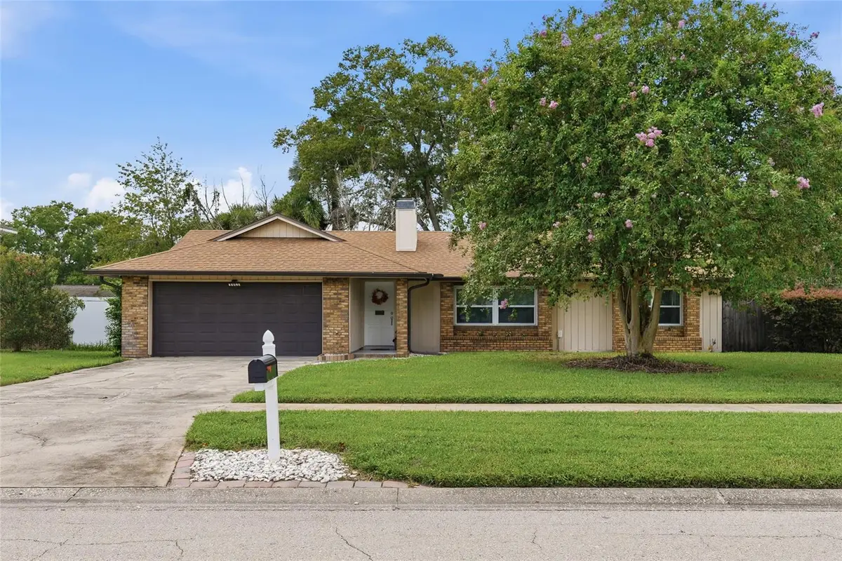 1012 Glensprings Ave, Winter Garden, FL 34787 - #1