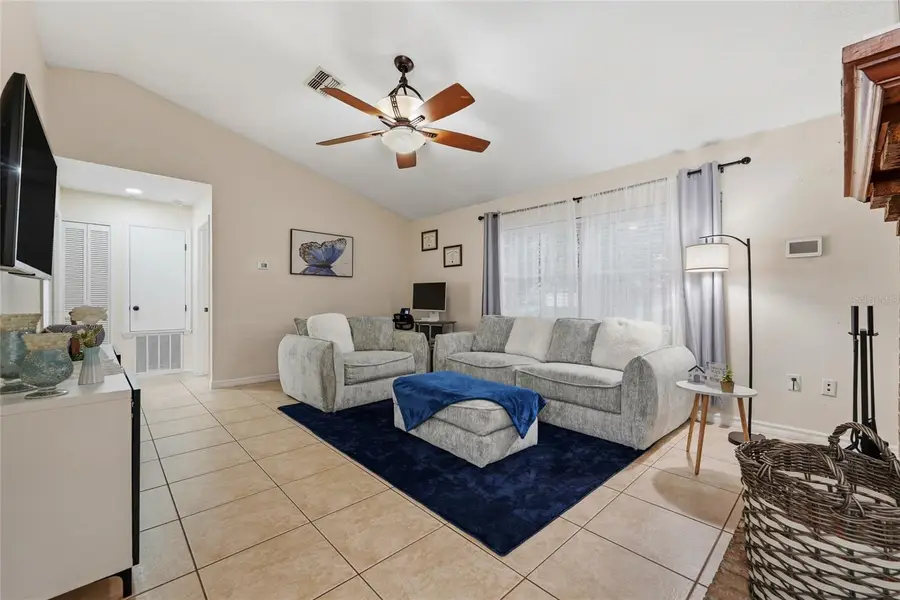 1012 Glensprings Ave, Winter Garden, FL 34787 - #2