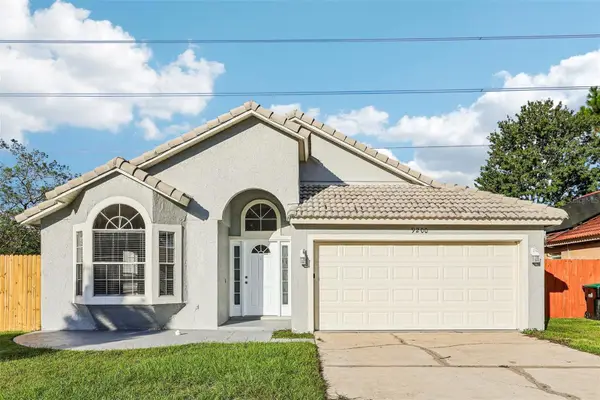 9200 Valencia Palms Drive, ORLANDO, FL 32825