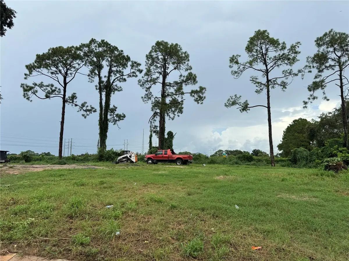 402 Ronnie Circle, Orlando, FL 32811 - #1