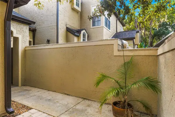 1416 Farrindon Circle, LAKE MARY, FL 32746
