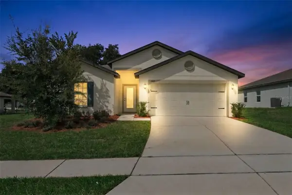 1369 Brenway Drive, MASCOTTE, FL 34753