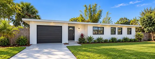 22 Ocean Street, MERRITT ISLAND, FL 32952